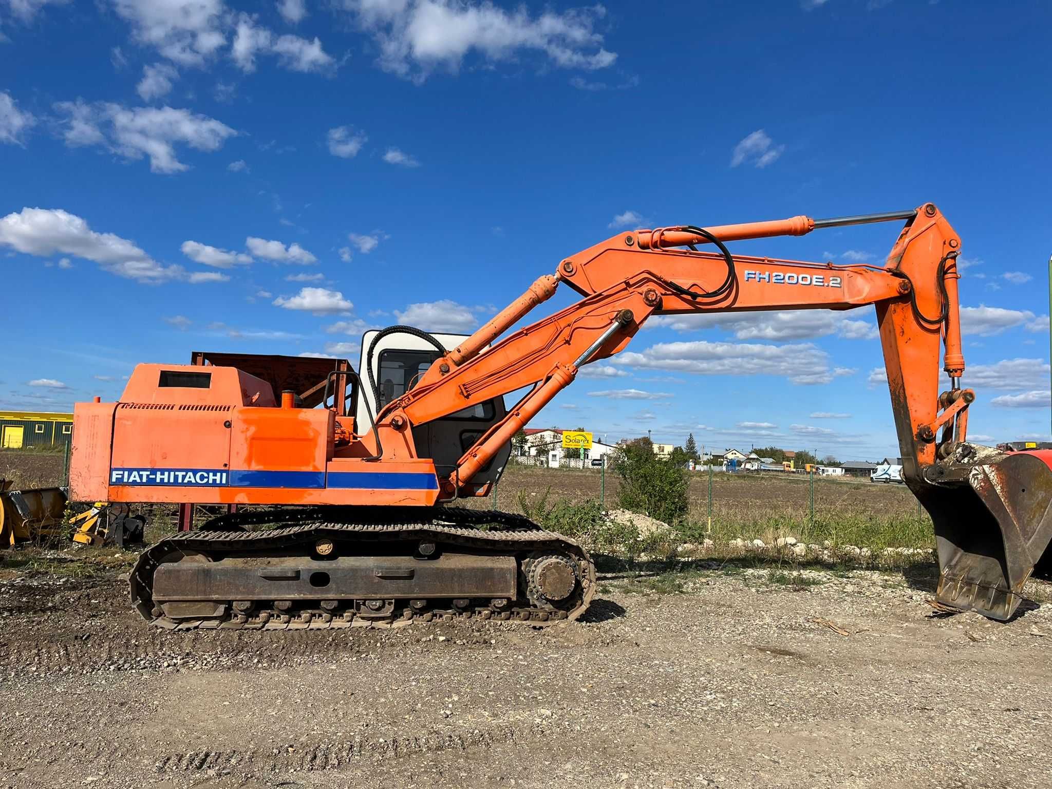 Excavator senilat Fiat Hitachi 200.2 Focsani • OLX.ro