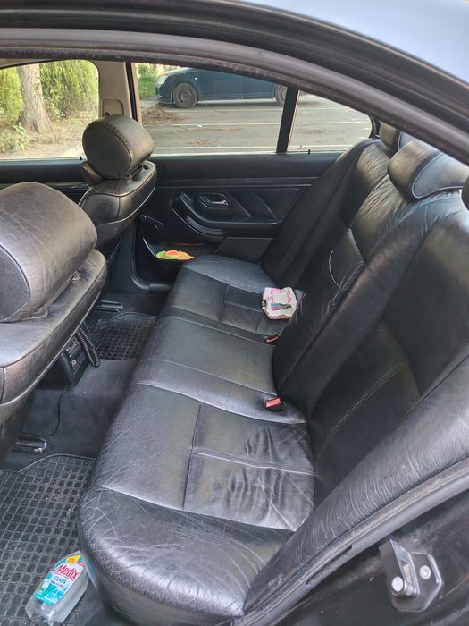 Продавам Bmw 523i газ бензин