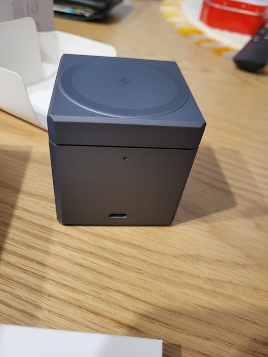 Anker зареждащо кубче 3в1 - Apple Watch, iPhone, Airpods с MagSafe