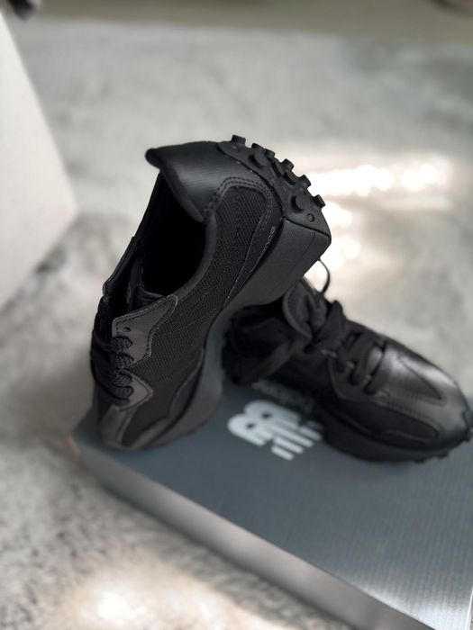 New Balance 327 unisex full black mărimea 36 noi originali