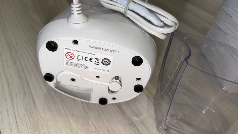 Oрален (зъбен) душ Waterpik WP-660EU Ultra Professional oral irrigator