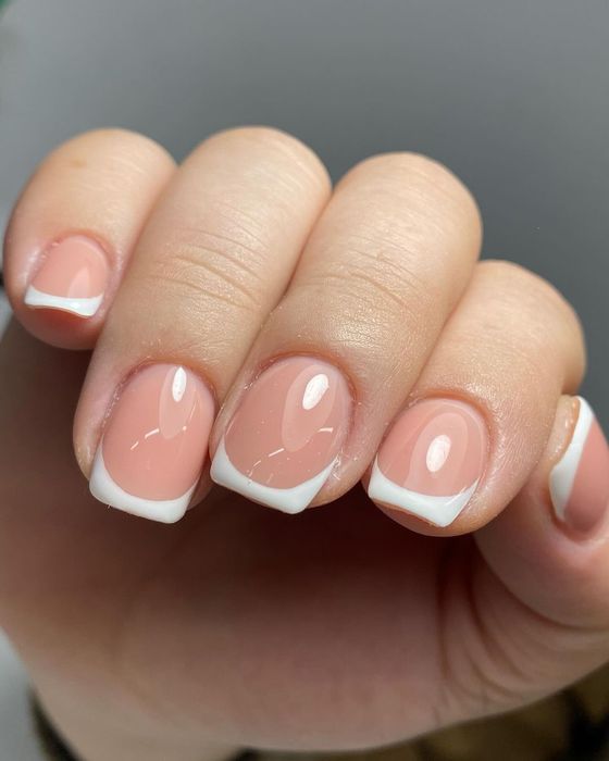 Маникюр   С ВЫЕЗДОМ  макияж