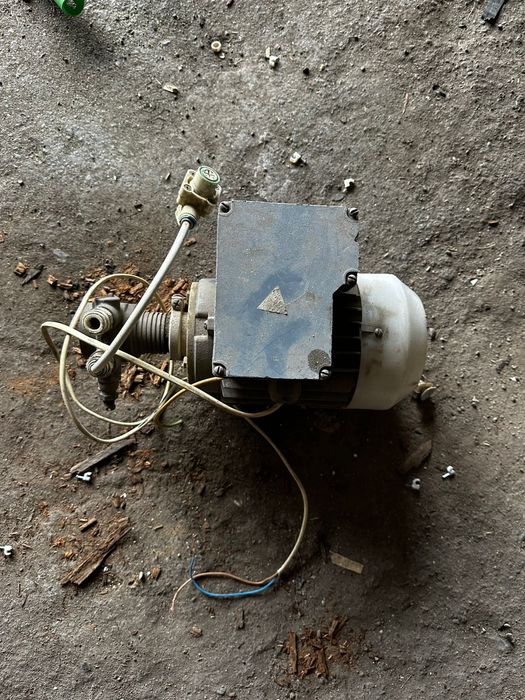 Продам электродвигателя