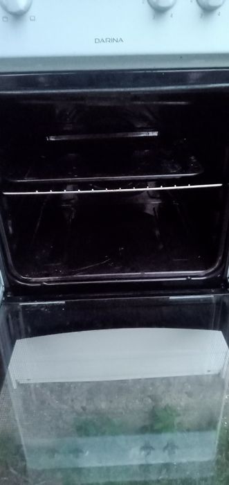 Продам электро плиту Дарина