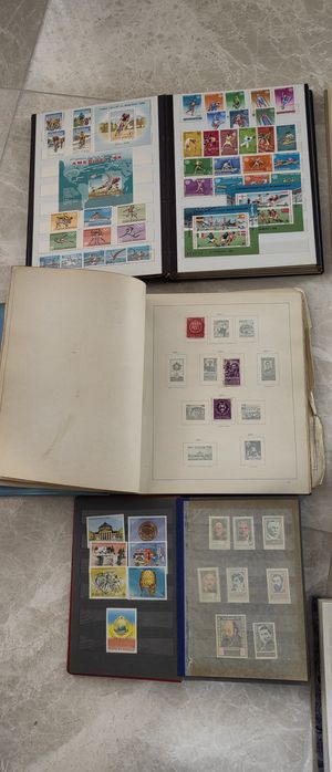 Lot 11 clasoare timbre