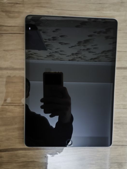 iPad 9-avlod (64 GB, Wi-Fi) + Apple Pencil sotiladi