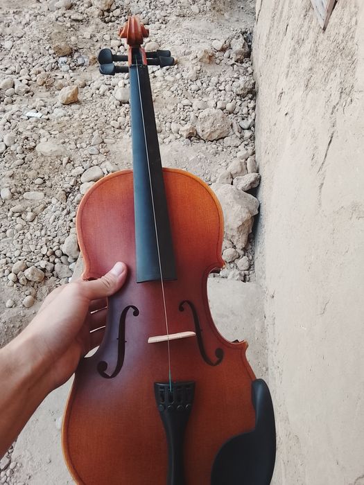 Skripka yangi ishlatilmagan