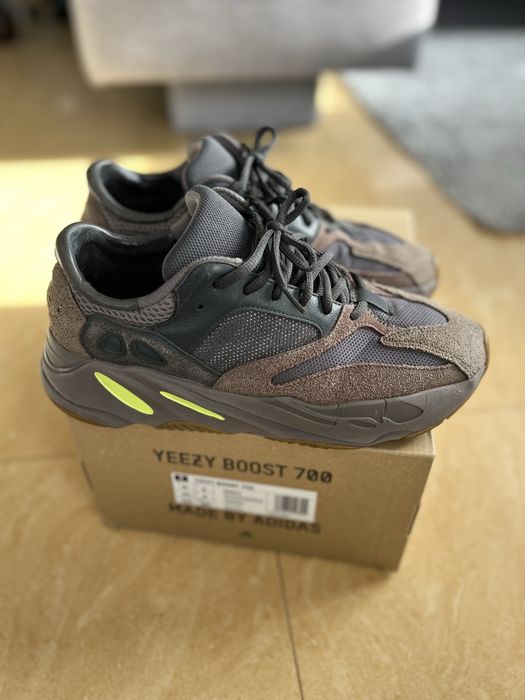 YEEZY BOOST 700 Mauve, EU 43, 27.5 CM