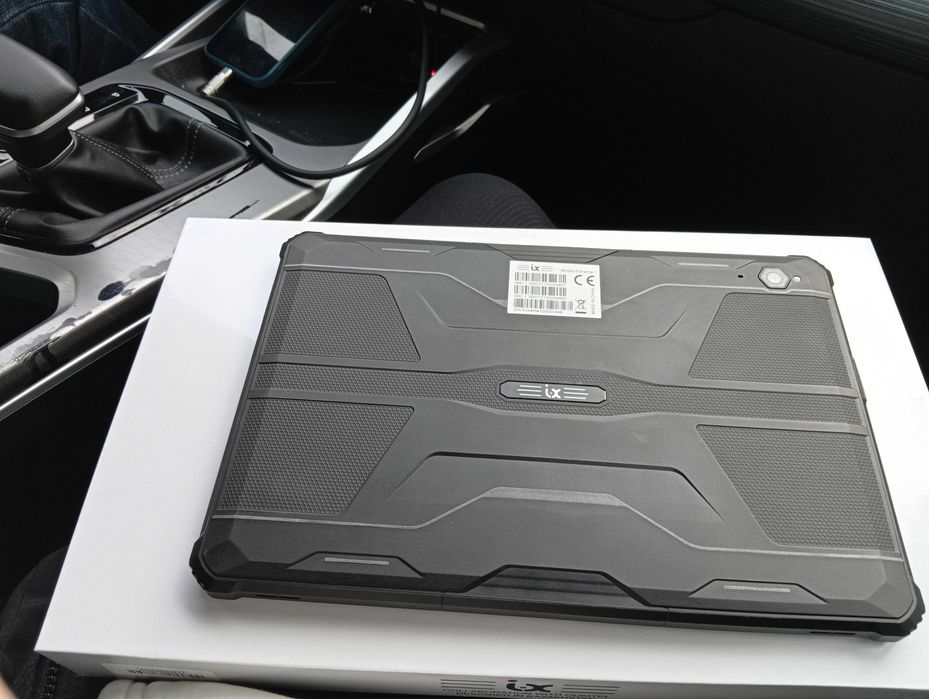 Продам планшет  50000