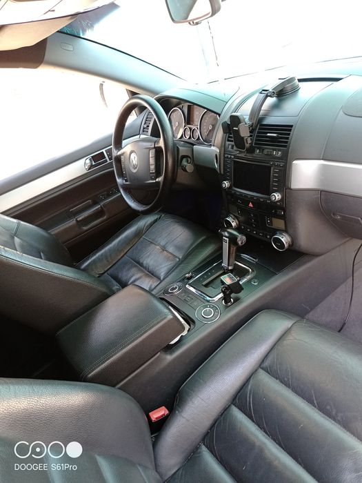 Volkswagen Touareg 2.5 automată