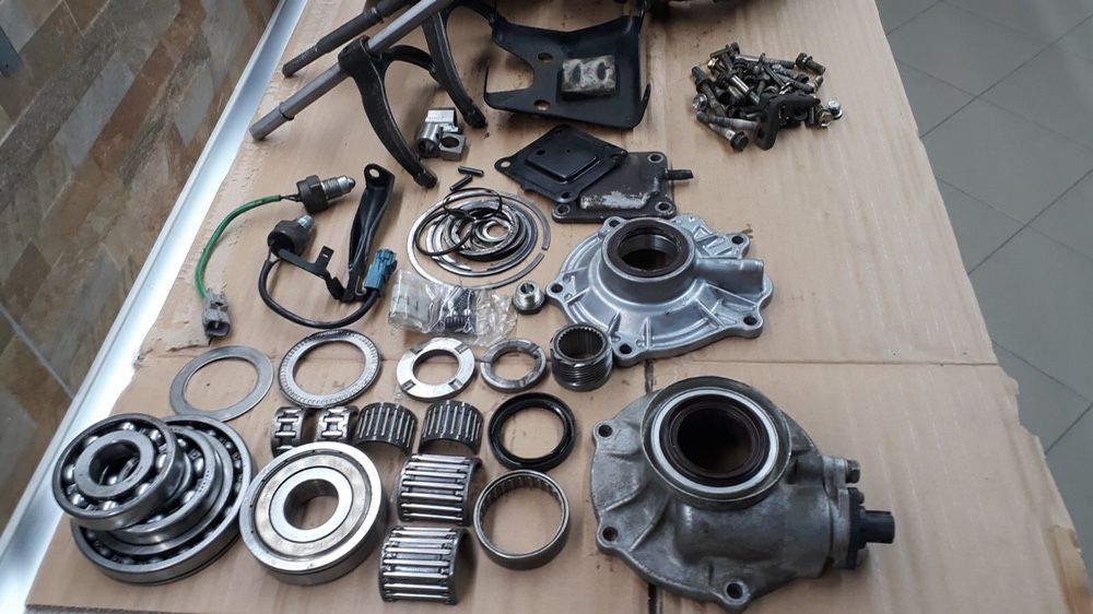 Раздатка на части за Тойота ланд крузер  J  120 - дизел