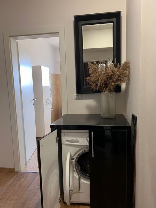Inchiriez apartament ultracentral 2 camere 70mp bloc nou