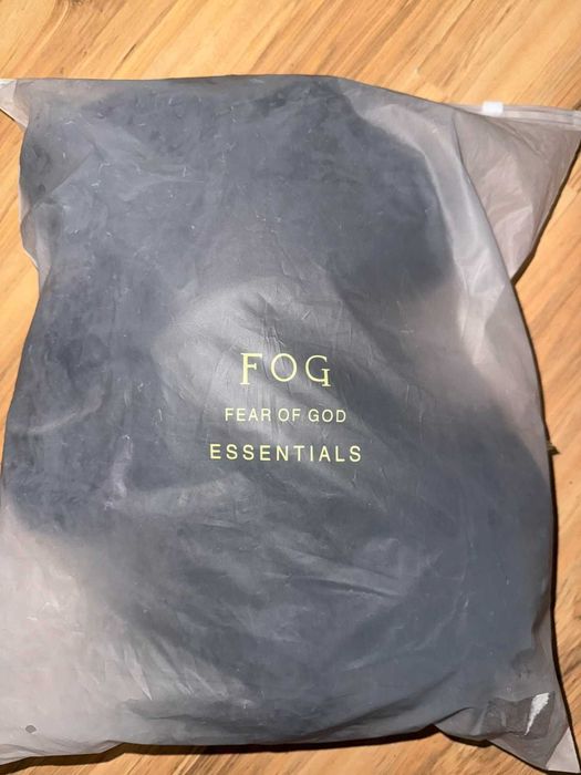 НОВ essentials reflective tracksuit екип