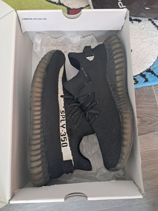 Yeezy 350,eric emanuel ,tricouri essentials,marcelo burlon