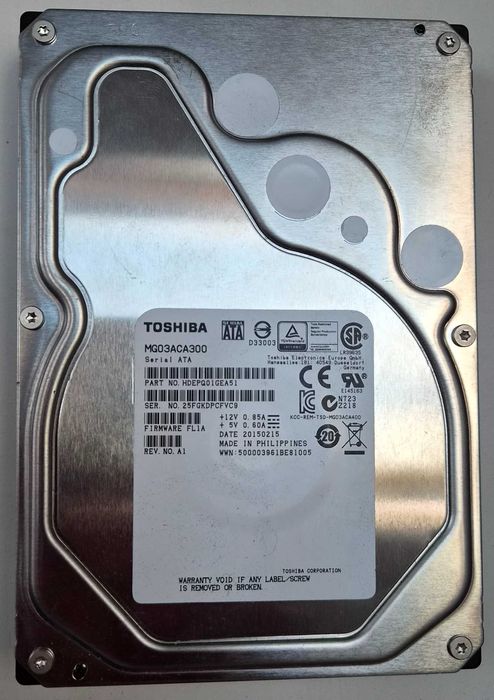 HDD-uri Enterprise / Data Center 3TB – Toshiba si HGST - SATA III (6 Gb/s) 7200 RPM 64 MB