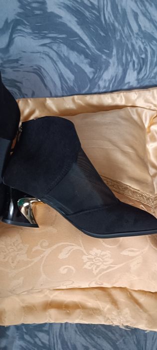 Продам ботильоны