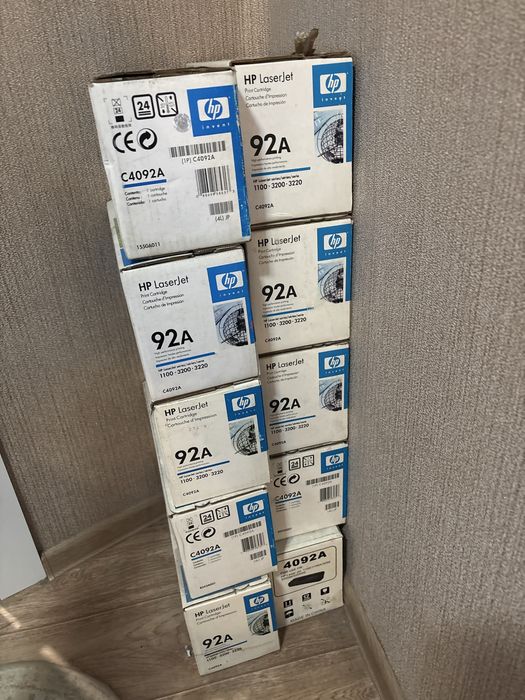 Картридж HP Laserjet 92A в упаковке.