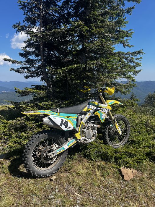 Suzuki RM-Z 250 cros