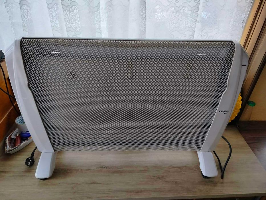 Подов лъчист Tesy MC 2012