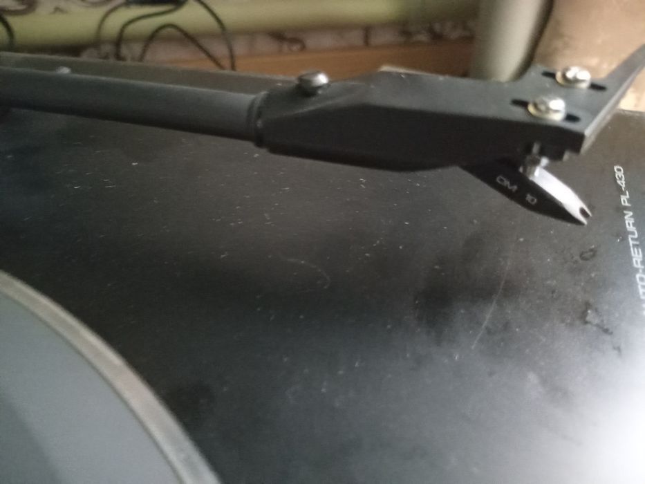 Проигрователь виниловых дисков