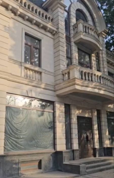 Продается отдельно стоящий здания ориентир улица Шотаруставели