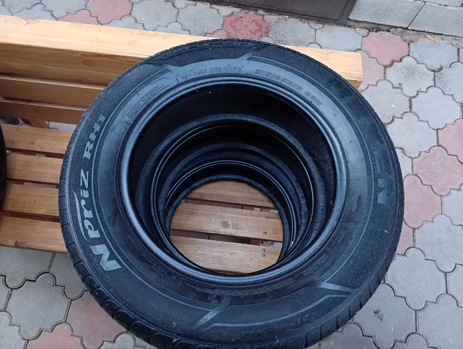 Летние шины Nexen 215/65/16