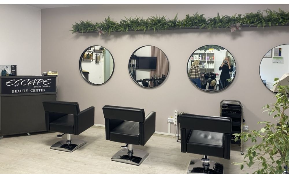 Inchiriez post de lucru coafor ! Zona centrala!