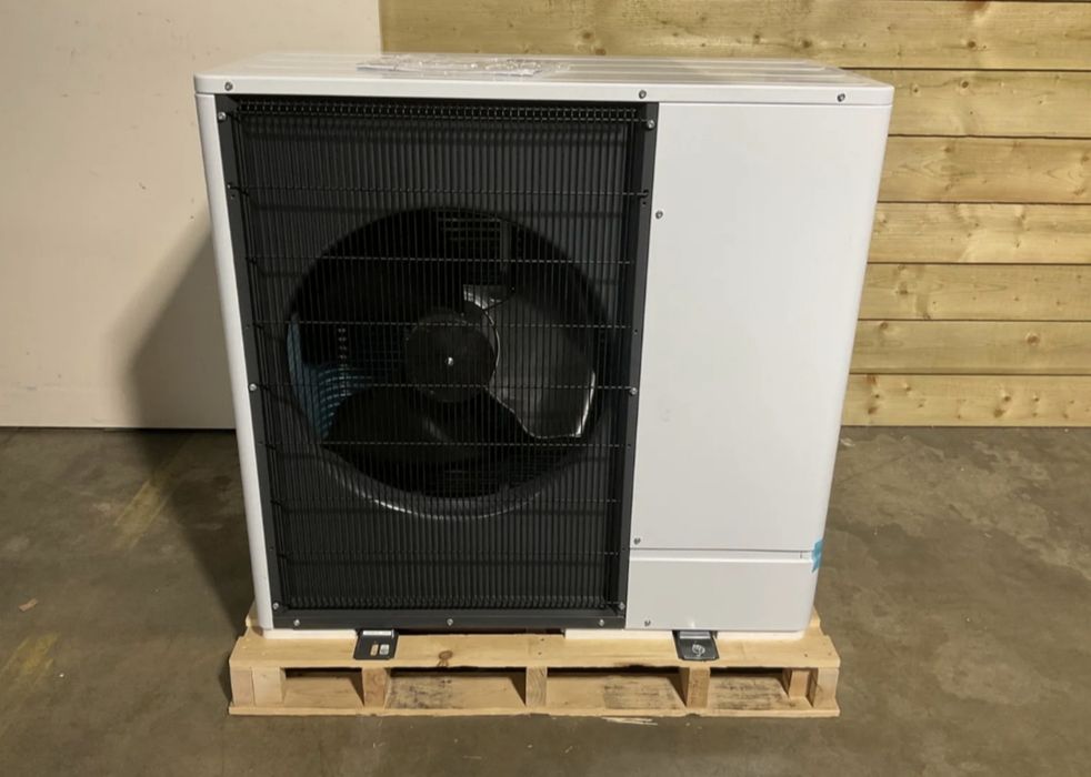 Нова термопомпа Brötje BLW Mono 6 6 kW – комплект външно + вътрешно тяло