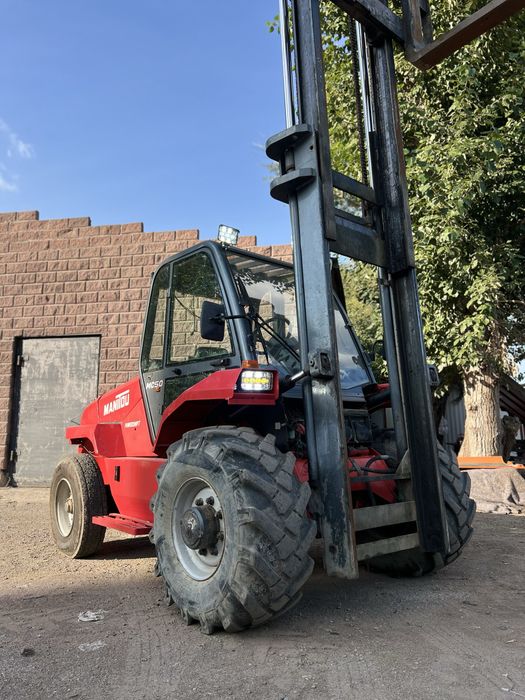 Вилочный погрузчик, кара до 5 тонн. MANITOU MC50