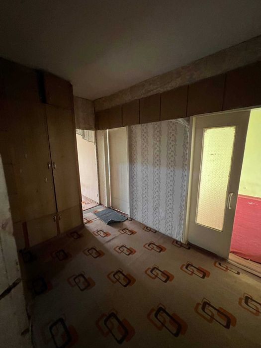 3х комнатная квартира без ремонта на районе Фрунзе