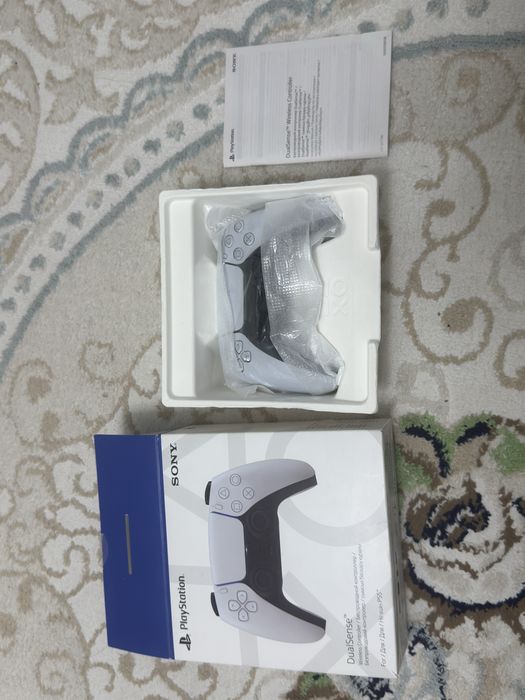 Продам Sony Dual Sense