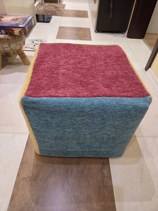 Табуретка/стол/пуф от Еко кожа бял