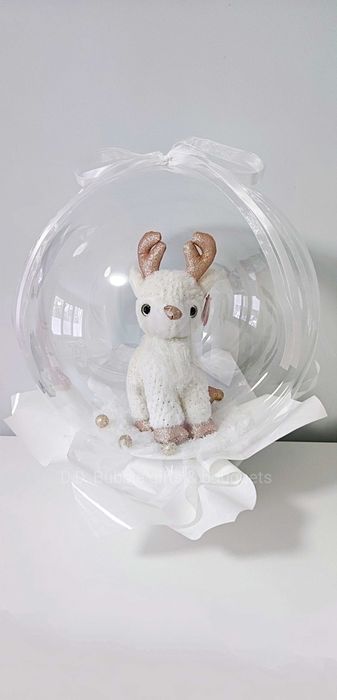 Подаръчна кутия с кристален балон и цветя, бонбони, плюшена играчка