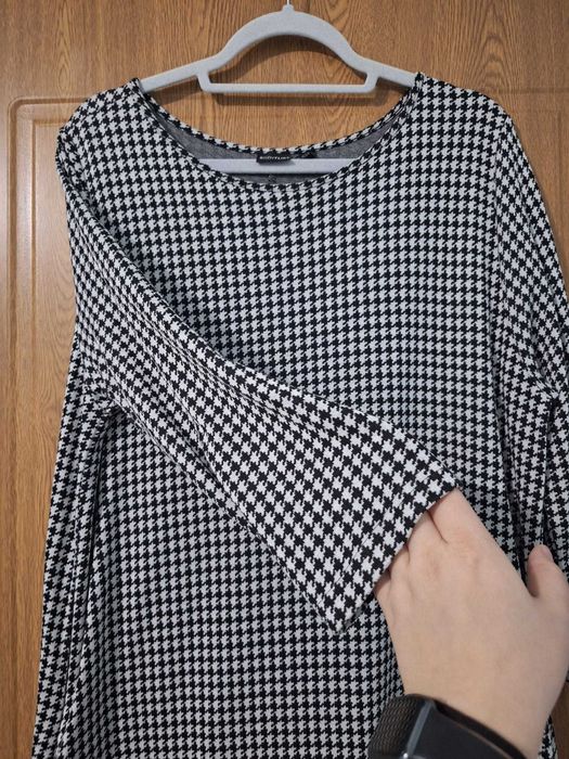 Rochie marimea 44/46, cu buzunare