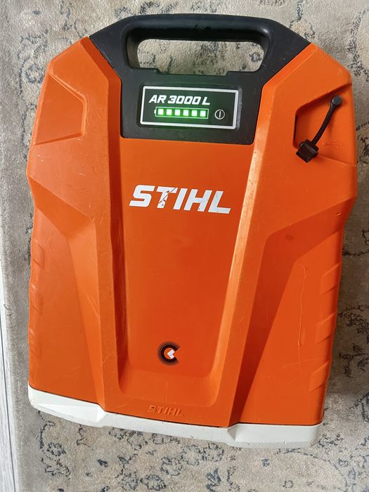Acumulator rucsac STIHL AR 3000 L | Stare impecabilă
