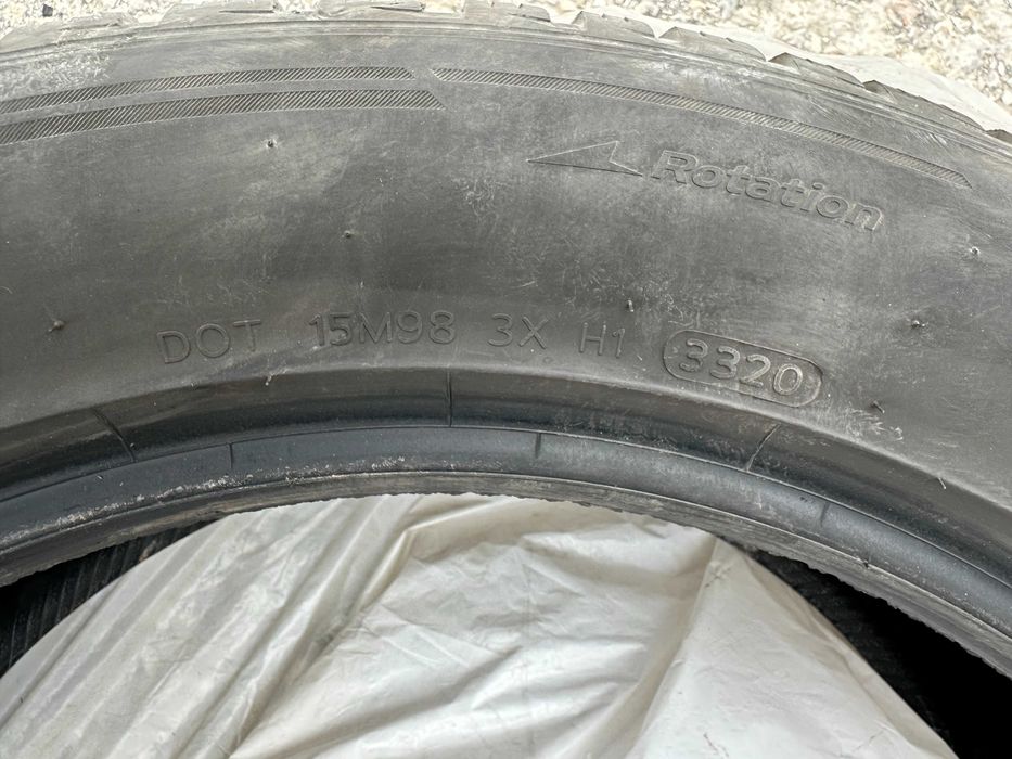 235/55 R19 105V XL Hankook Winter i*cept evo3 4бр гуми за SUV Volvo XC60, Kia Sorento, Hyundai Santa Fe, Audi Q5 и др