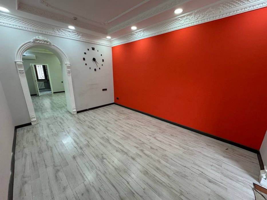 Юнусабад | Бадамзар - Сдается в аренду помещение вдоль дороги 80м2