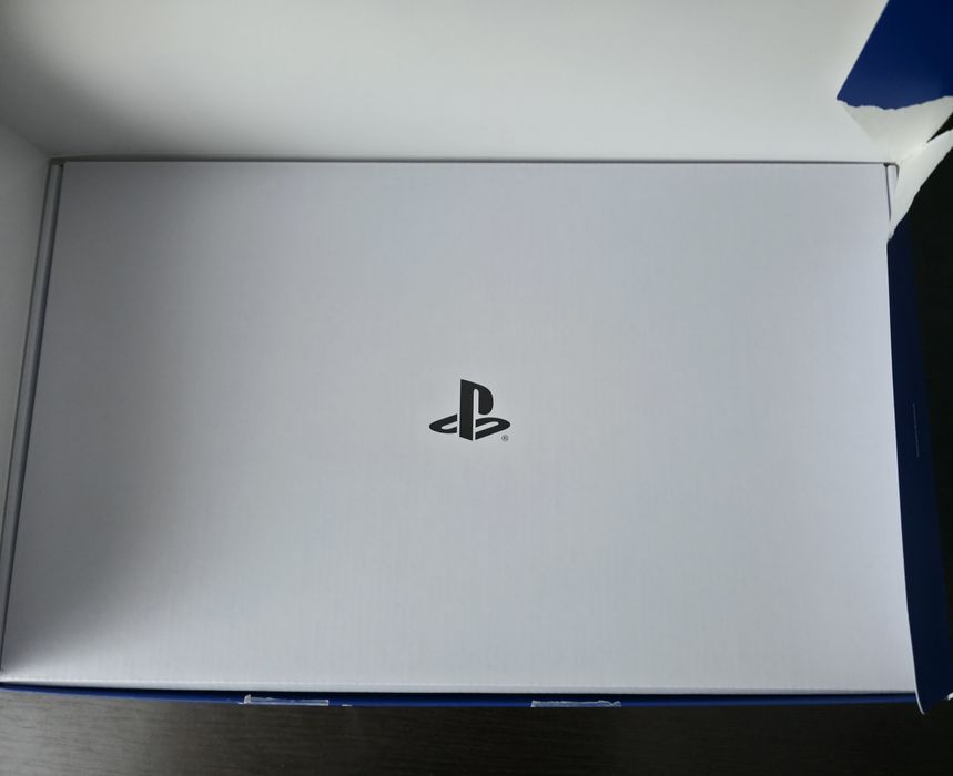 Vând Ps VR2, ca nou, folosit de 2 ori