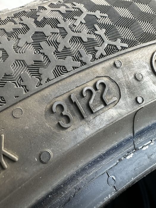4 бр. 225/45/17 Continental Winter Contact TS 870