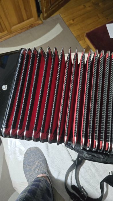 Акордеон Велтмайстер Кантус V Weltmeister Cantus V