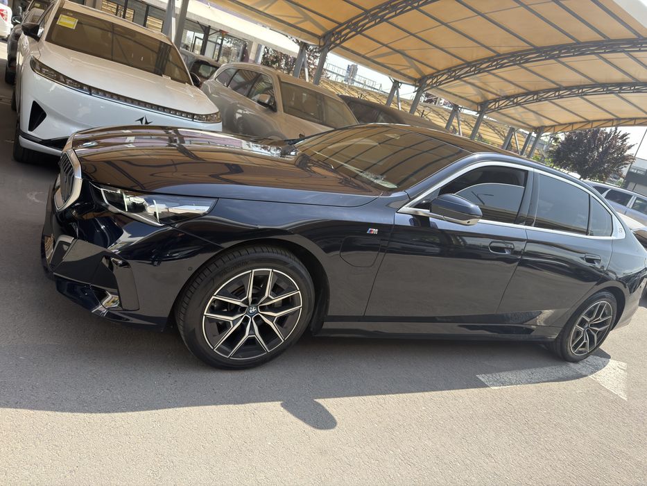 BMW i5 40L M-Sport 2025 yil full dop opsiya