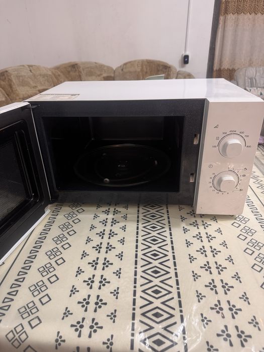 Микроволновка SAMSUNG
