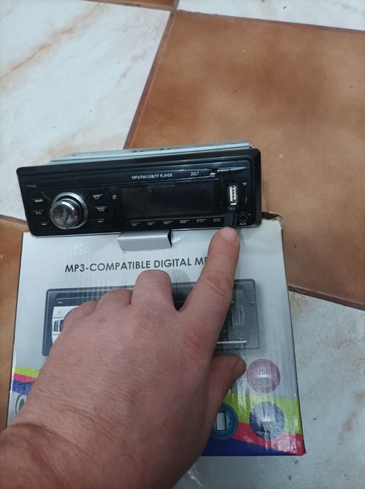 Casetofon Auto Mp3 și Stick
