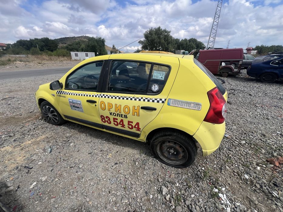 Дачия Сандеро 1.4  на части