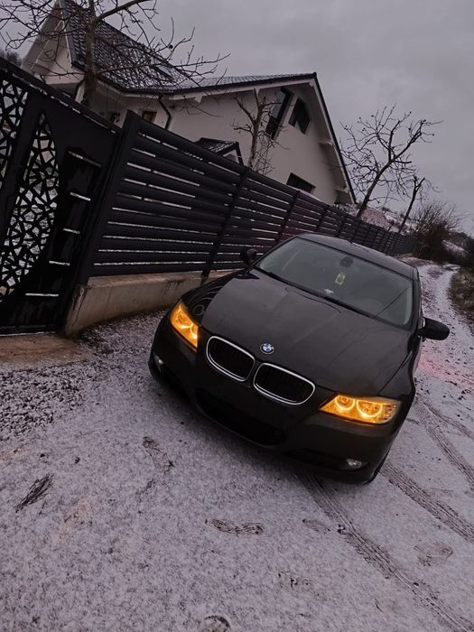 BMW  seria3 E90 2011