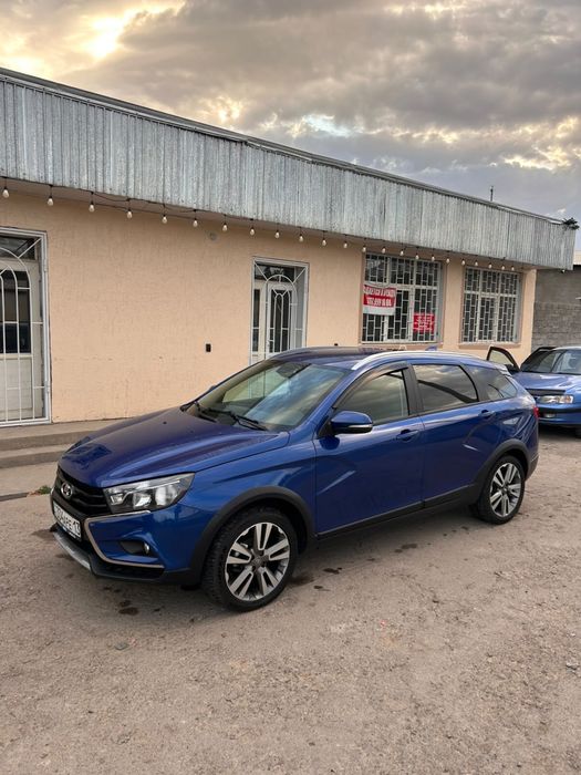 ВАЗ (Lada Vesta Cros) 2020г