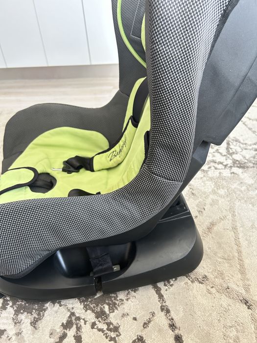 Стол   за  кола   Moni