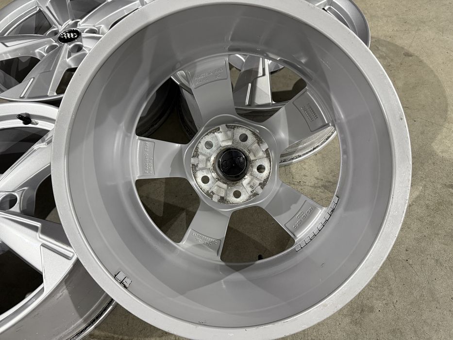 4бр. КАТО НОВИ 18” ОРИГИНАЛНИ Джанти 5х112 за -AUDI/VAG- 8Jx18H2, ET39