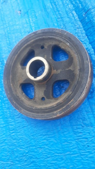 Шкив 2ZR-FE Toyota 1.8