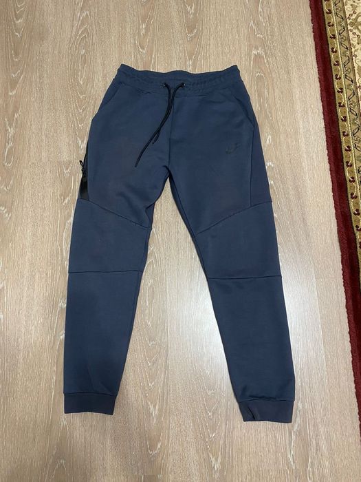 Штаны Nike Tech Fleece темно синие размер L